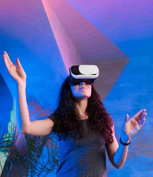 woman-using-virtual-reality-headset_11zon